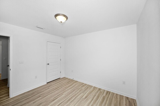 Building Photo - 22096 Aleutian Ave