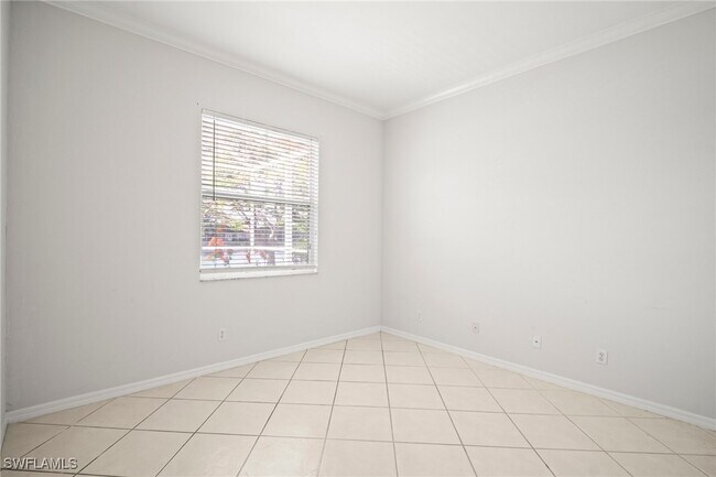 Building Photo - 1072 Port Orange Way