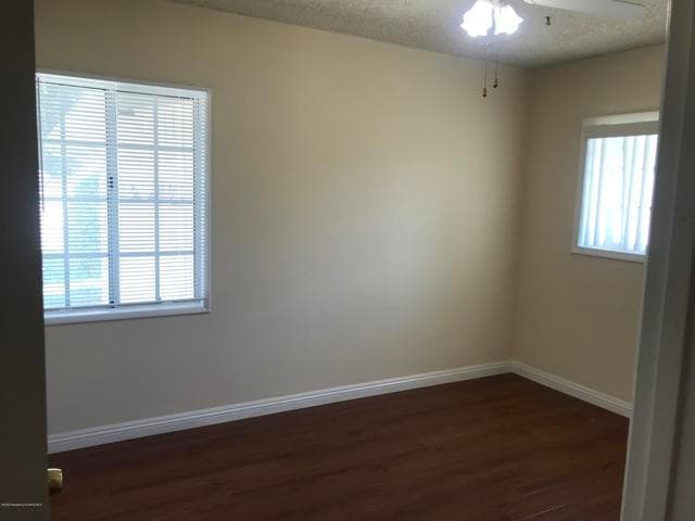 Building Photo - 840 E Florence Ave