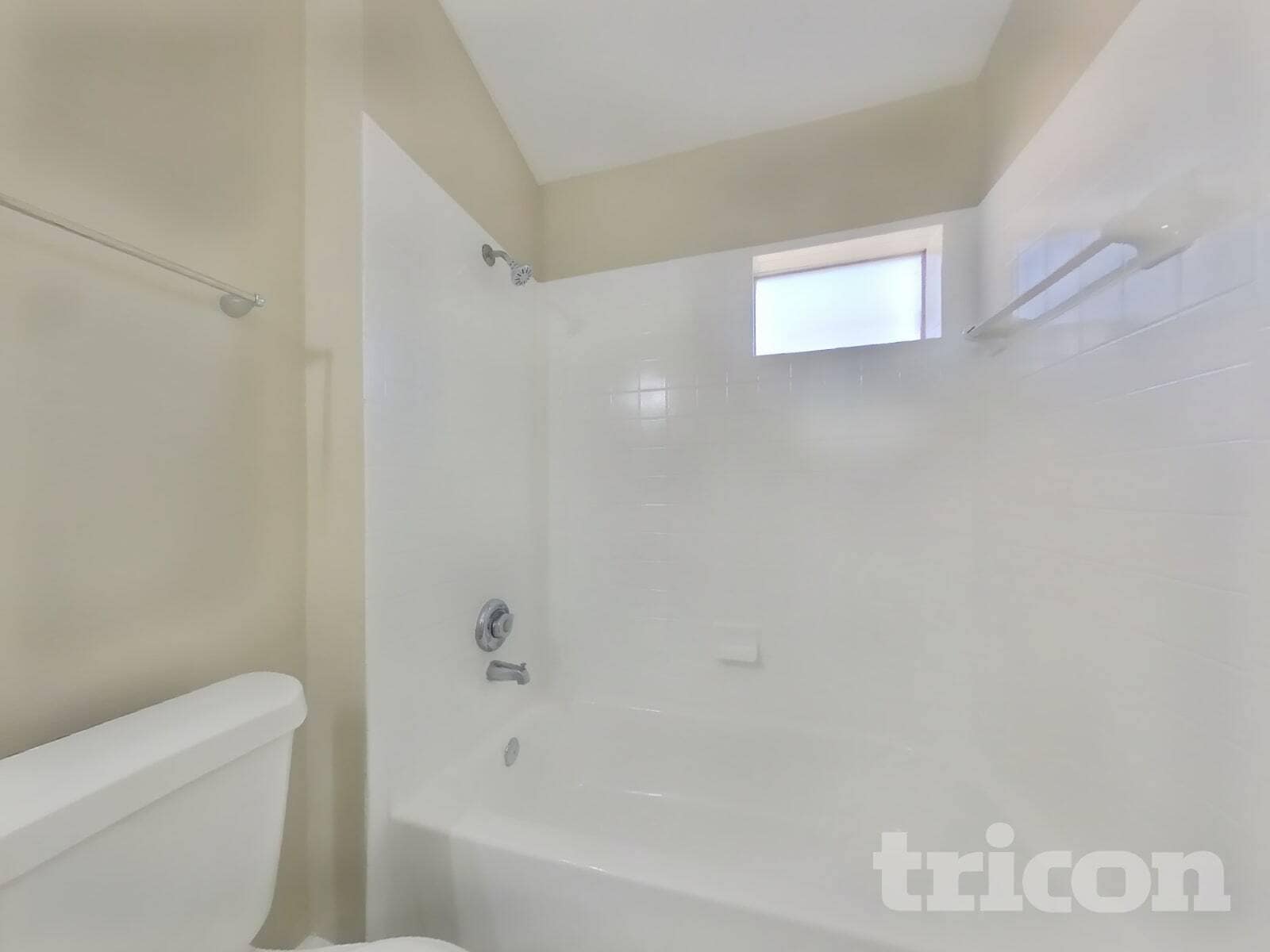 Building Photo - 3215 Kelling St