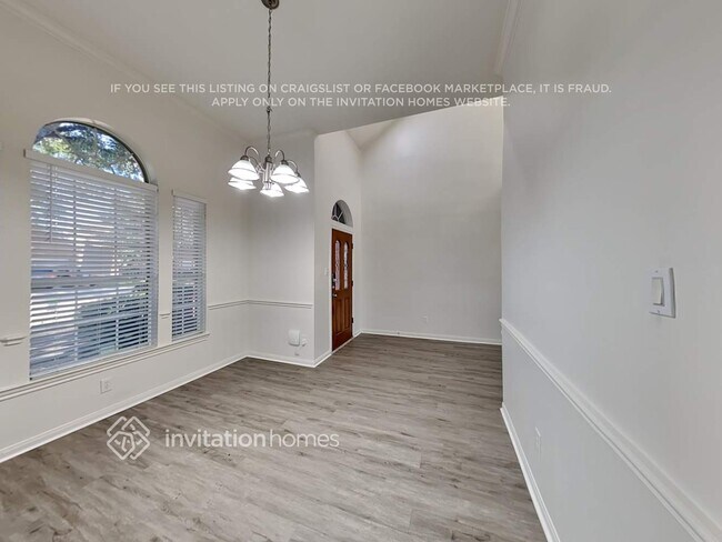 Building Photo - 907 Portsmouth Dr