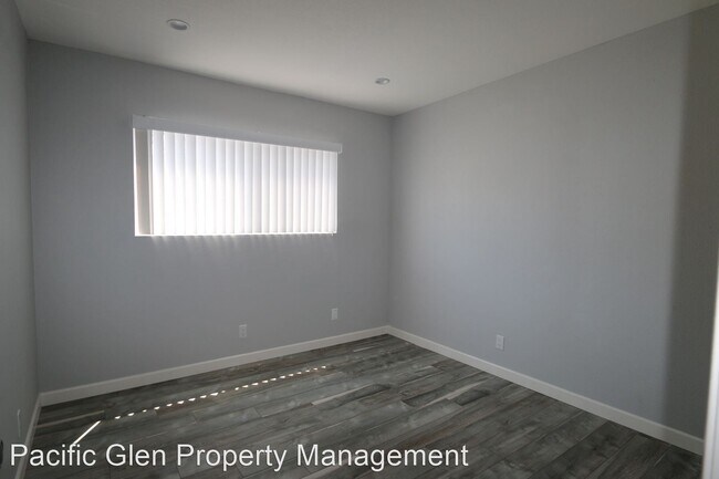 Building Photo - 3 br, 2.5 bath House - 7903 Via Magdalena