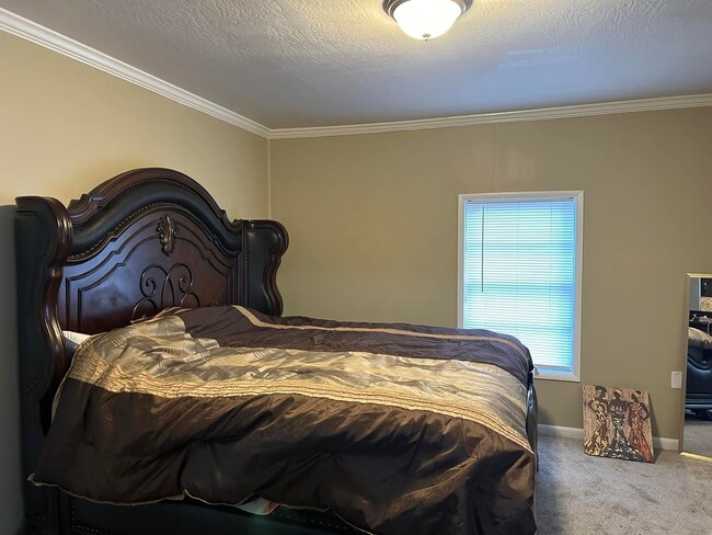 Building Photo - 3 Bedroom 1 Bath House Available for Rent in Petal