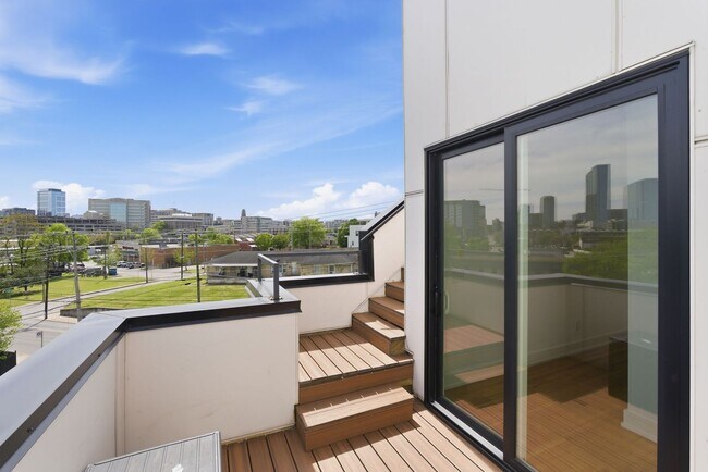 Building Photo - Beautiful 3-BR Property with Rooftop Deck!