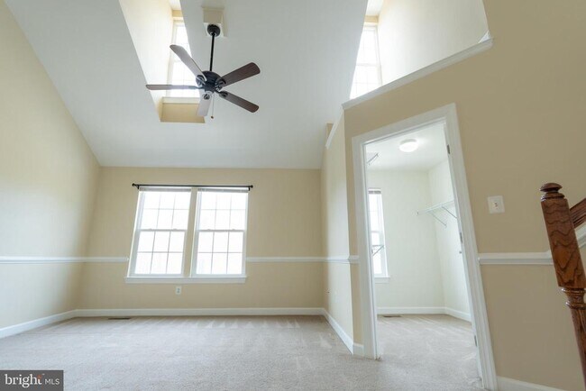 Building Photo - 4815 Portsmouth Rd