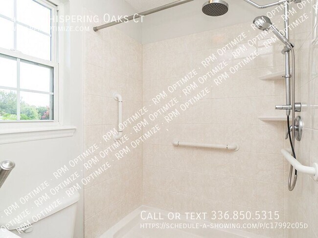 Building Photo - 4036 Whispering Oaks Ct