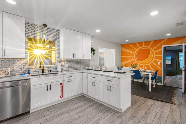 Building Photo - 971 Keene Rd