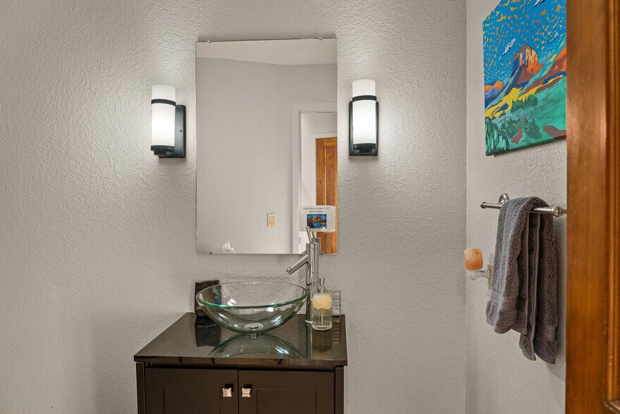 Building Photo - 77 Rainbow Trail