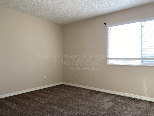 Building Photo - 2486 Astrozon Cir
