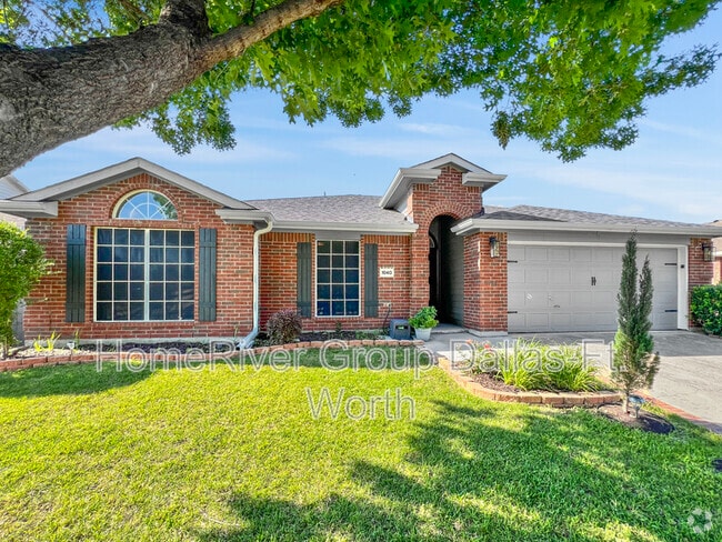 Building Photo - 1040 Waterview Dr