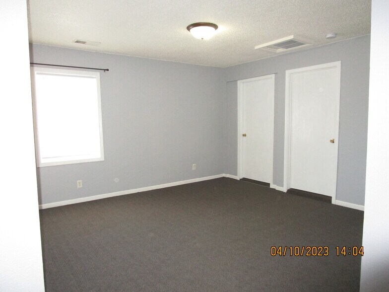 Building Photo - 309 S K St