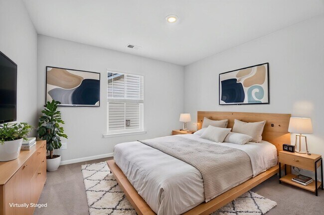 Building Photo - Modern Living in Summerville