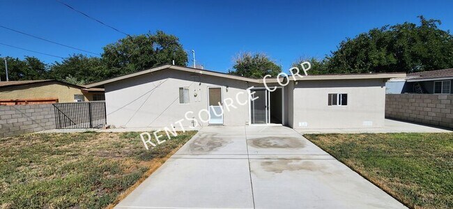 Building Photo - 44615 4th St E