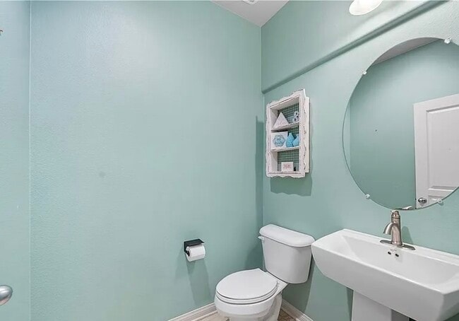 Building Photo - 40580 Sunflower Rd