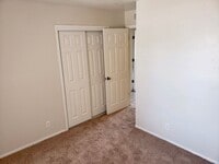 Building Photo - Spacious three-bedroom home for rent!
