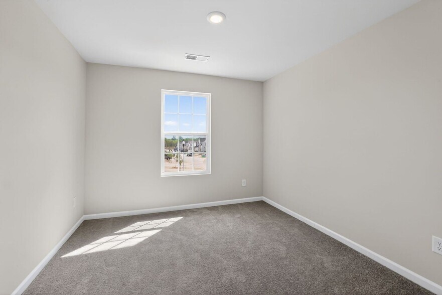 Building Photo - 1406 Cattleman Acres Dr