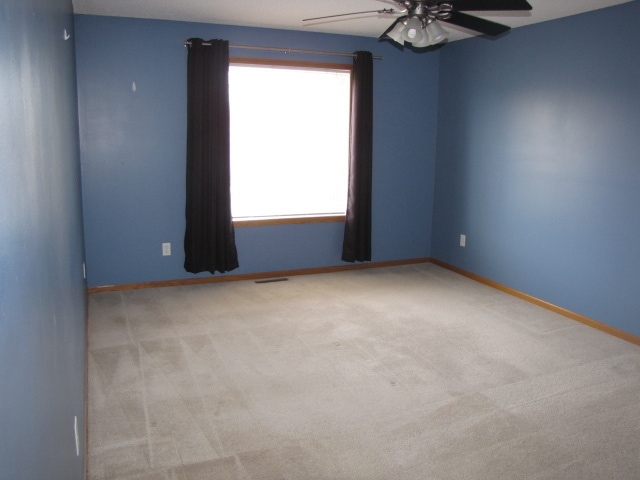 Building Photo - Spacious 2Bed+Loft/2Bath Townhome- Cottage...