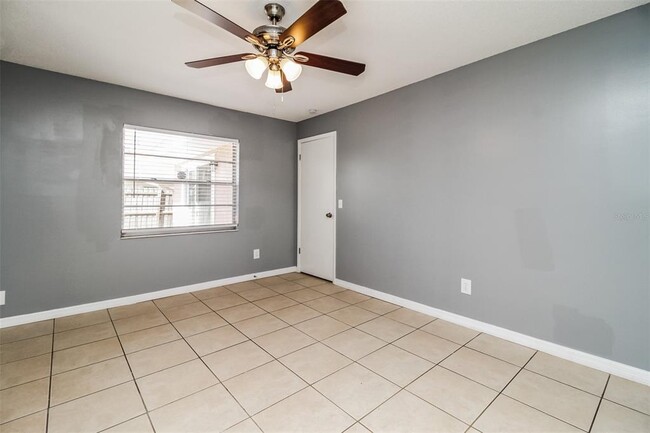 Building Photo - 6818 Massa Ct