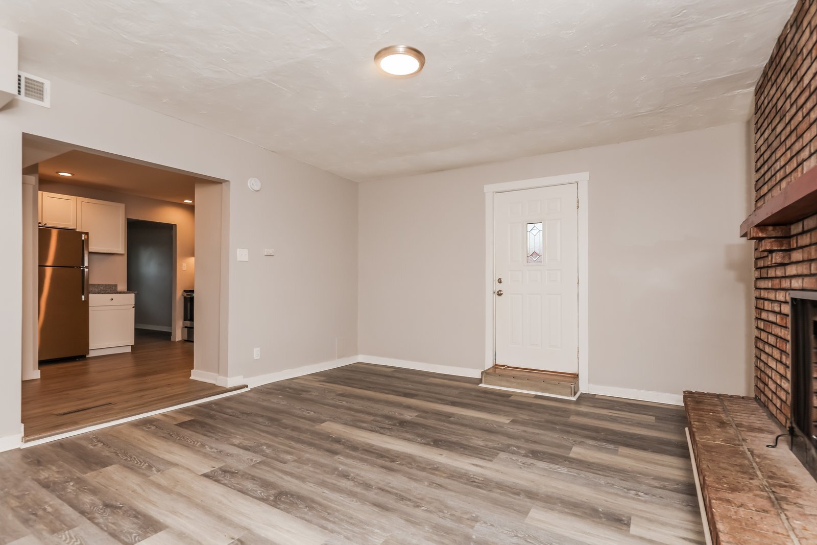 Building Photo - 3921 Palmerston Ave