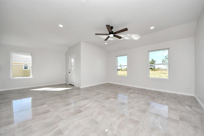 Building Photo - 168 Road 5126 Rd