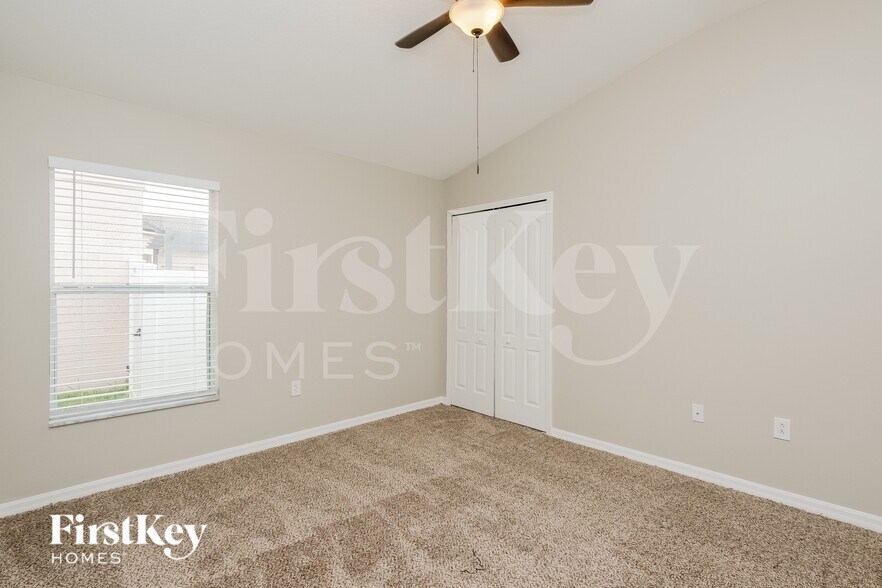 Building Photo - 1620 Bonita Bluff Ct
