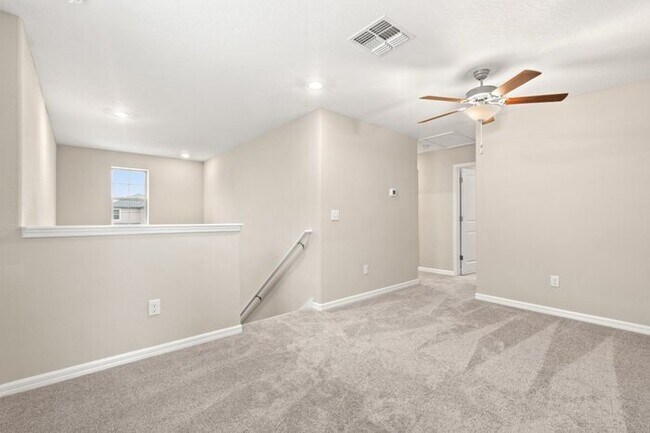 Building Photo - Like New Home For Rent in Touchstone!