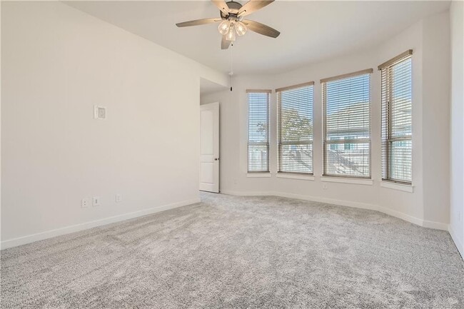 Building Photo - 4504 Post Loop
