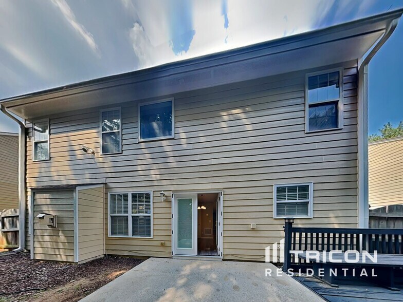 Building Photo - 3100 Wrenwood Ct