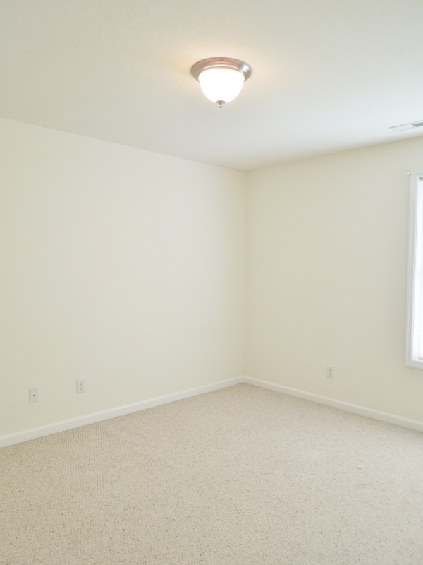 Building Photo - 108 Pleasant Hill Rd