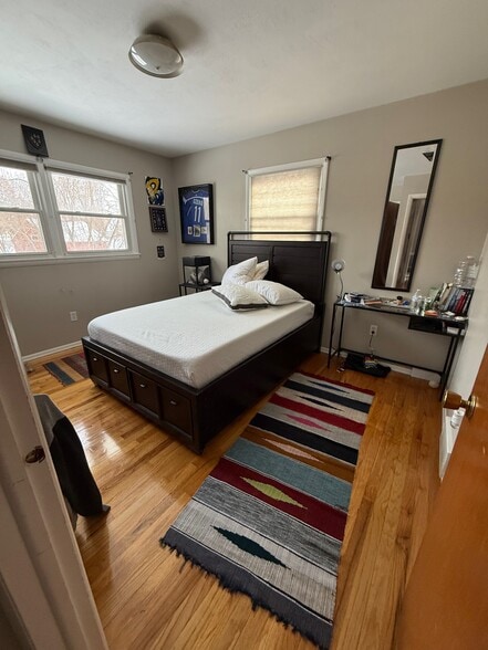 Building Photo - 7 Apple Blossom Ln