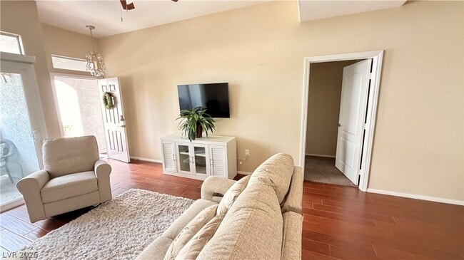 Building Photo - 700 Carnegie St