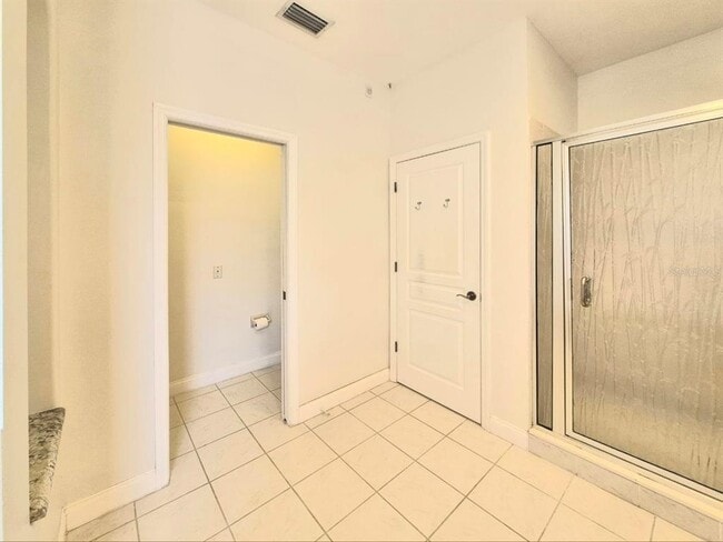 Building Photo - 3817 W Tacon St