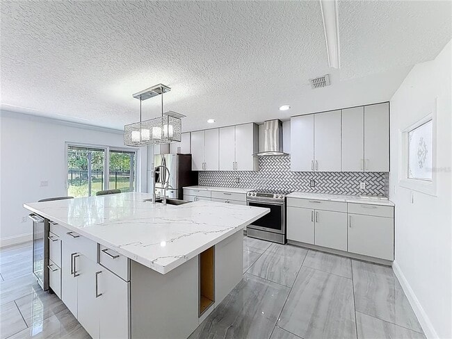 Building Photo - 12844 Oulton Cir