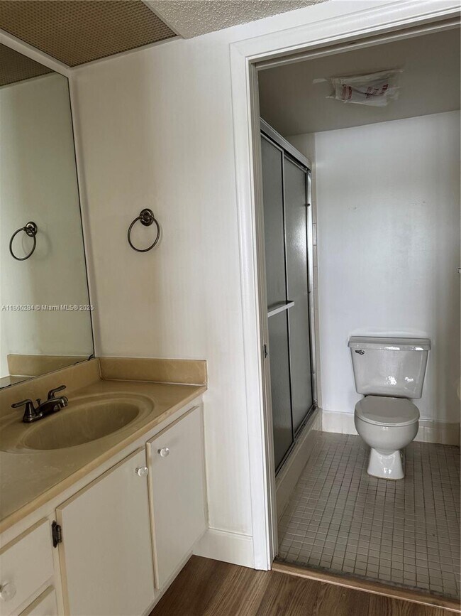 Building Photo - 13101 SW 11th Ct