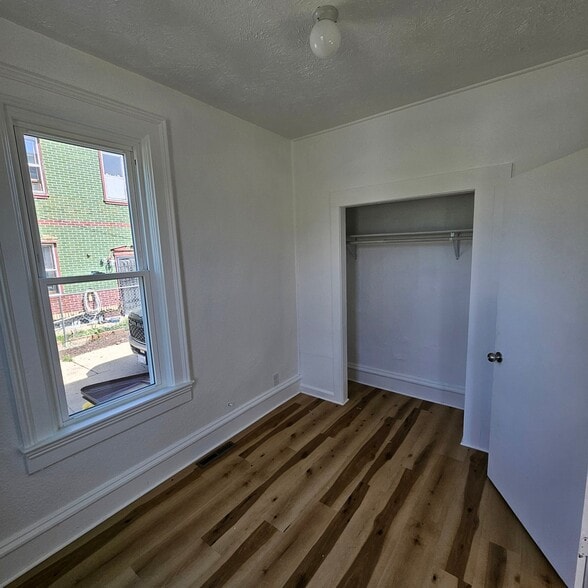 Building Photo - 1351 7th Ave