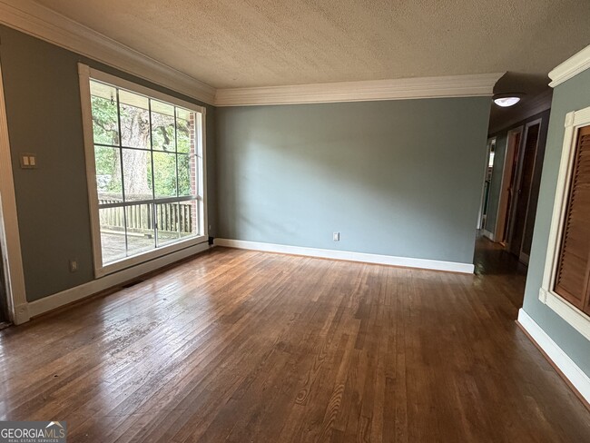 Building Photo - 1054 College Station Rd