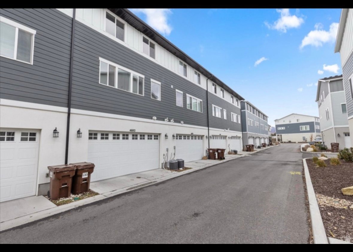 Building Photo - 4692 W Talavera Wy