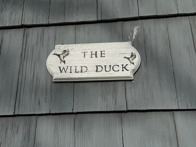 Building Photo - 621 Fairfield Beach Rd