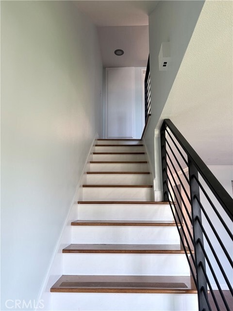 Building Photo - 2480 Penmar Ave