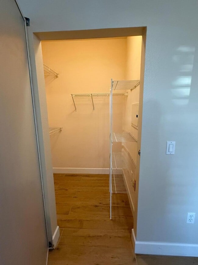 Building Photo - 20100 N 78th Pl