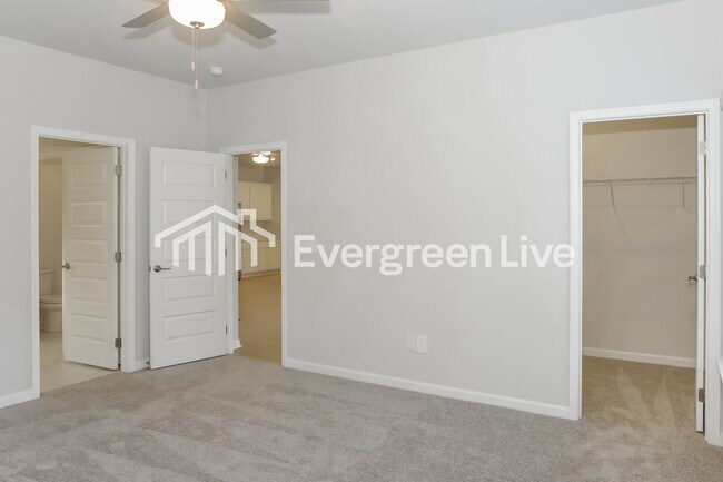 Building Photo - 115 Ashby Pond Dr