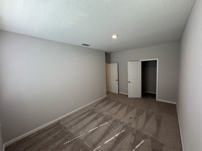 Building Photo - 96422 Stillpoint Wy