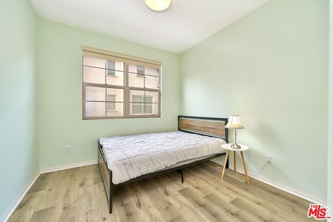 Building Photo - 11842 Nixon Ln