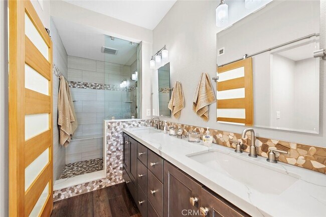 Building Photo - 31 Shorebreaker Dr