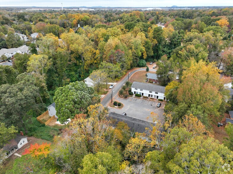 Aerial - 2909 Burgess Drive
