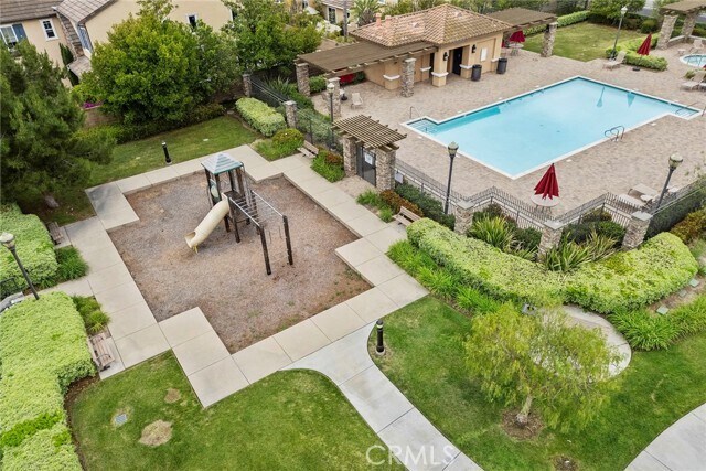 Building Photo - 2548 Ironbark St