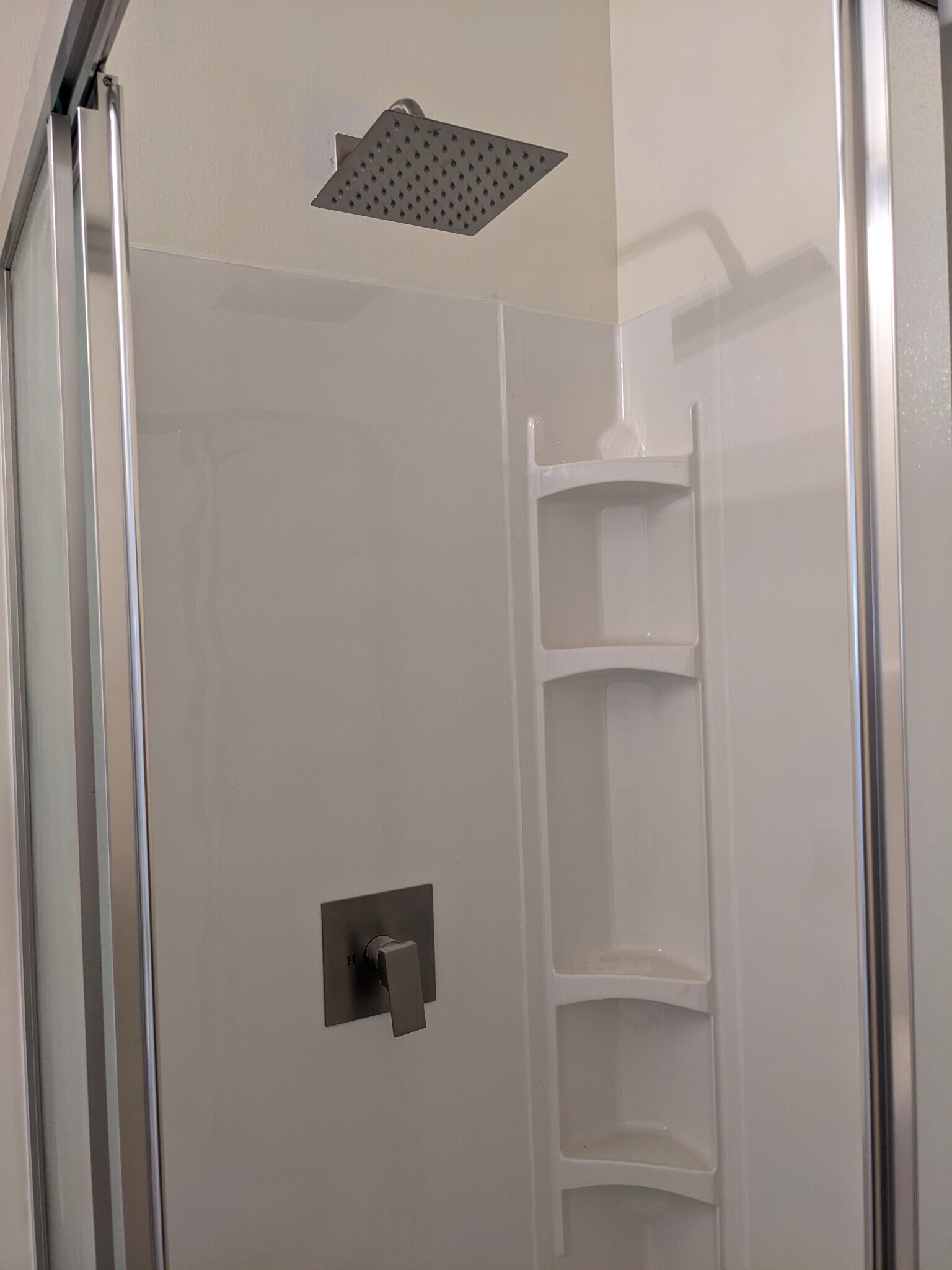 bathroom 2 - 306 E Northview Ave