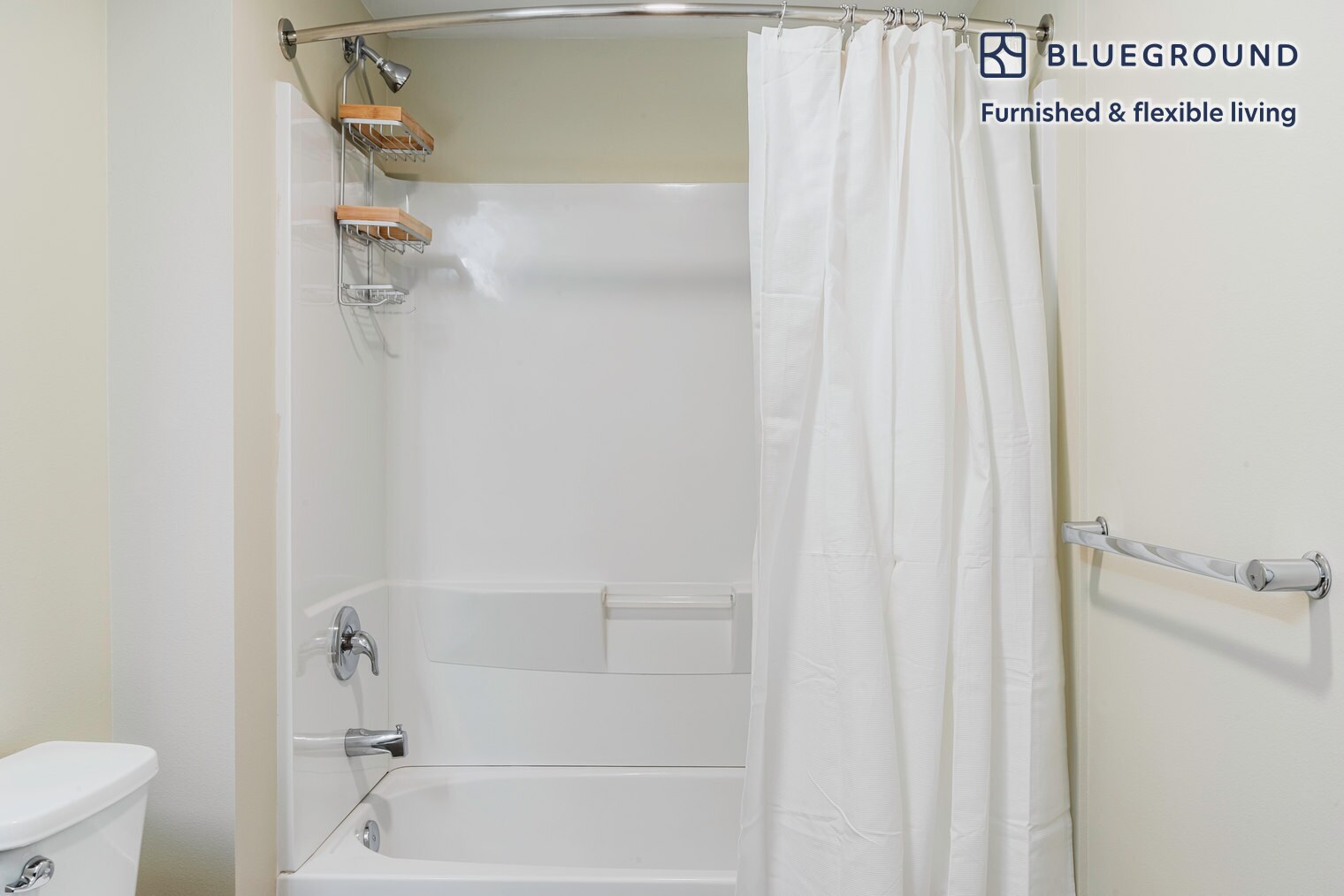 Building Photo - 13403 Newcastle Commons Dr