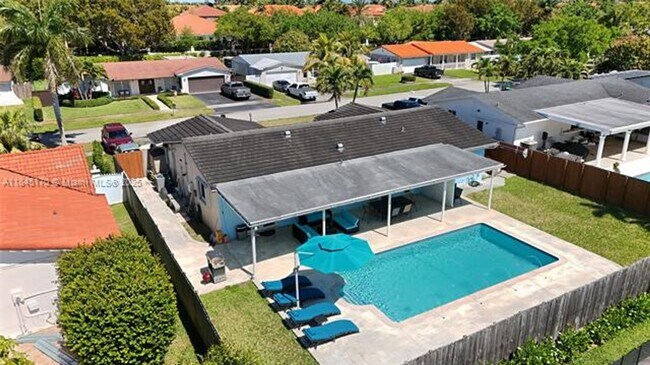 Building Photo - 8040 SW 196th Terrace