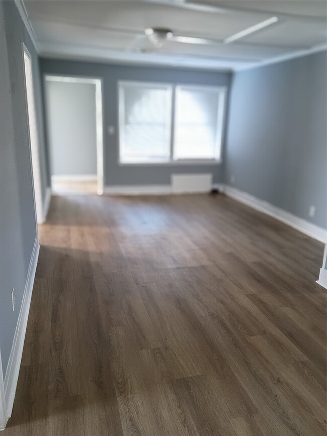 Building Photo - 10330 S Oswego St